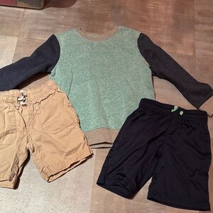 Cat & Jack Green and Dark Gray Long Sleeve Tee